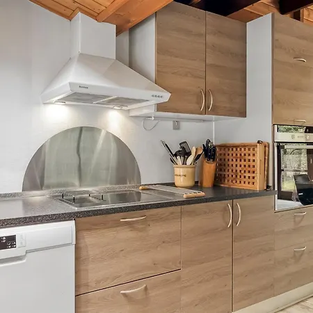 Patrizia - 1km From The Sea By Interhome בית נופש